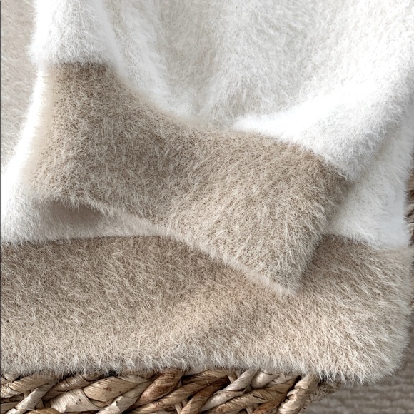 Anthropologie Maeve Cozy Ringer Sweatshirt - Picture 11 of 16